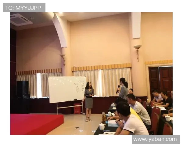 足球巨星九宫格标签图解析，细数全球顶级球员的卓越成就与足球传奇